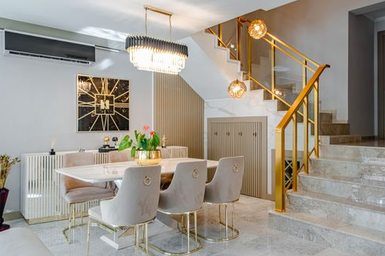 cần giữ tiền tiết kiệm